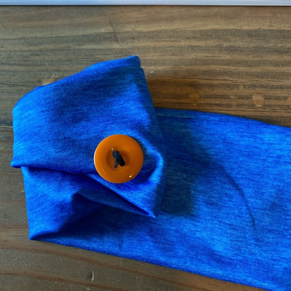 Bandz Button Headbands - Picture 4 of 4